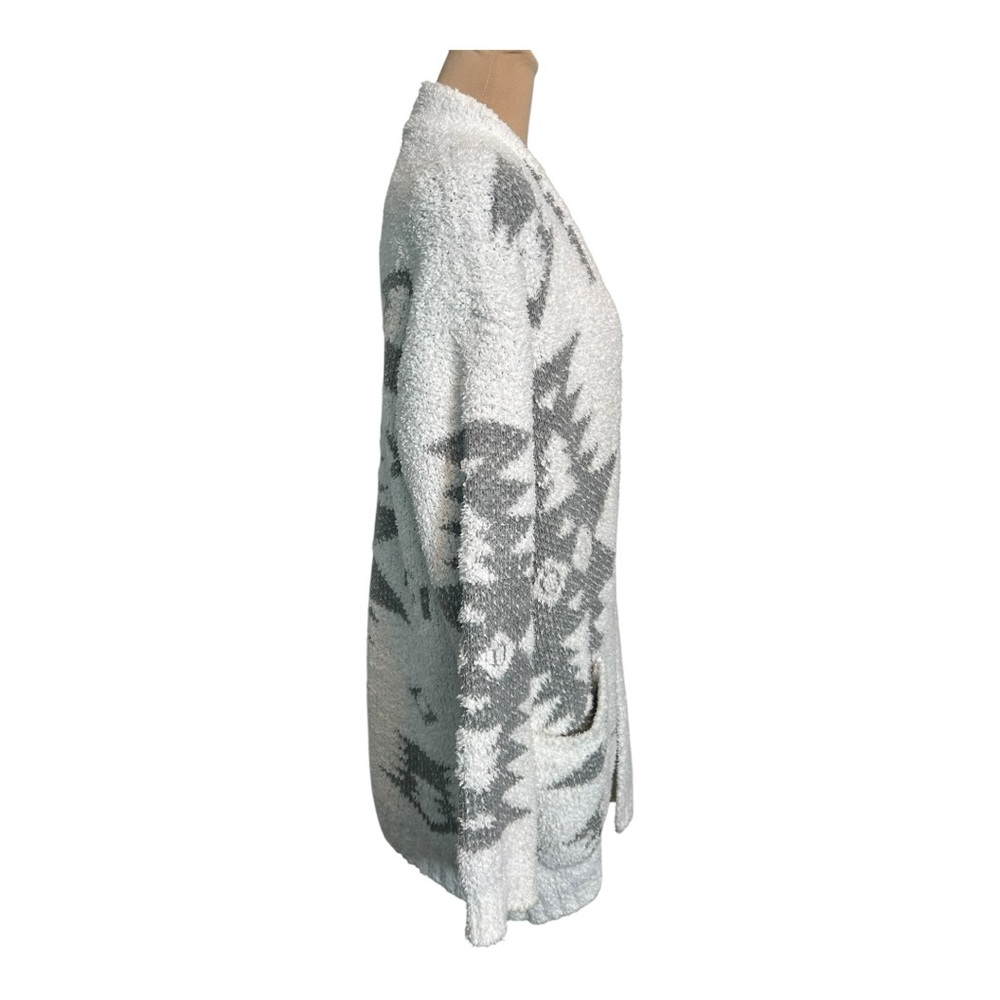 Pulse Boutique Blanket of Love Aztec Knit Cardigan - Size M, White/Gray - Picture 3 of 12